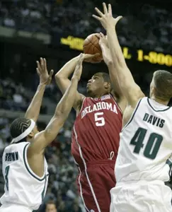 Oklahoma Tops Michigan State in OT, 80-77