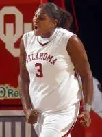 Courtney Paris Among Best in the NCAA