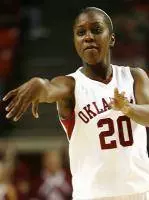Sooners Face Iowa in San Francisco