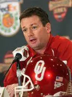 Stoops Holds Final Press Conference Before Game