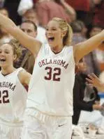 Hoops Among Top-25 Academic Teams