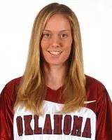 Louisville Edges Softball, 2-1