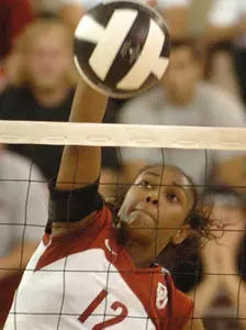 No. 24 OU Rallies Back for 3-2 Win