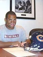 Runnels Signs Contract with Chicago