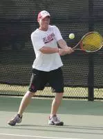 Men's Tennis Extends Winning Streak to Nine