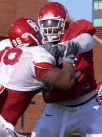 Sooners Hit Practice Fields in Full Pads