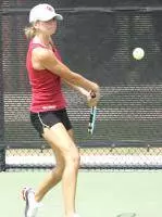 Cox Advances to Main Draw