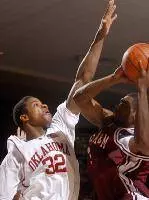 Sooners, Seniors Face Baylor Saturday