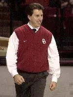 Women's Gymnastics Signs Hinkis To Letter Of Intent