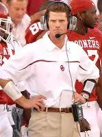 Broyles Finalists Include Venables