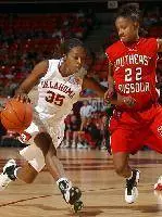 Sooner Hoops At Montana State Wednesday.