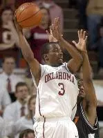Lavender Named Big 12 Rookie of the Week