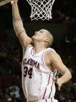 Mens Basketball Ticket Sale at 6 p.m.