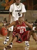 Boilermakers Steam Sooners, 74-71