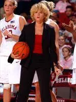 McGhee Leaves Women's Basketball Program