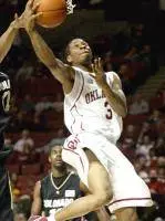 Maze No Longer on Basketball Team