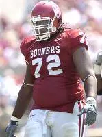 Robinson, Braxton Bulk Up Offensive Line