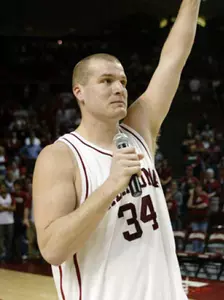 Men's Basketball Holds Annual Awards Banquet