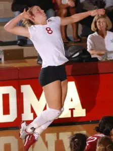 Crimson Win OU Volleyball Scrimmage