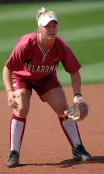Softball Heads to Lincoln for Series