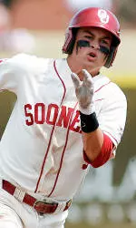 Sooners Tangle with Wildcats in Manhattan