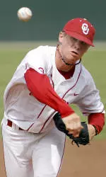Baseball Duo Sweeps Big 12 Awards