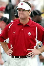 Stoops to Kick Off Blood Drive