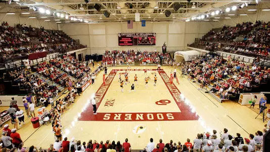 English Signs With Oklahoma