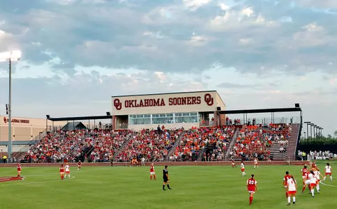 OU Downs Owls to Close Weekend