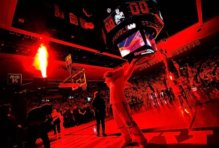 Hoops Season Ticket Deposit Plan Announced
