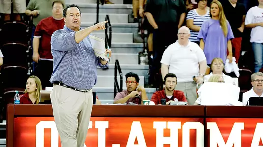 Restrepo Earns 200th Win at OU in Sweep