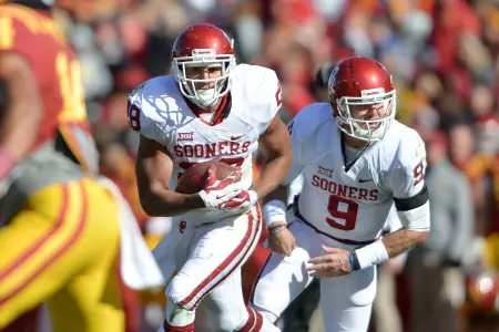 Sooners Run Through Cyclones