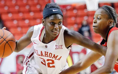 OU Hits Century Mark in Win Over Lamar