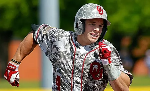 Four-Run Leads Slips Away in 9-5 Loss