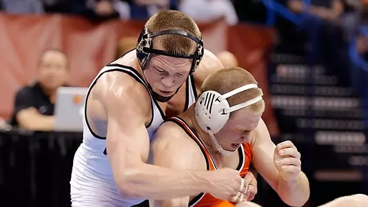 Howe Grabs NCAA Runner-Up Finish
