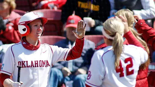 Sooners Finish Sweep of LSU with 3-2 Win