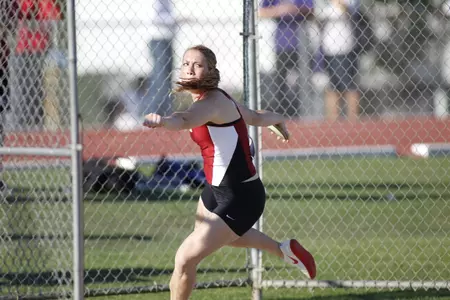 Sooners Wrap Up Weekend with Three Wins