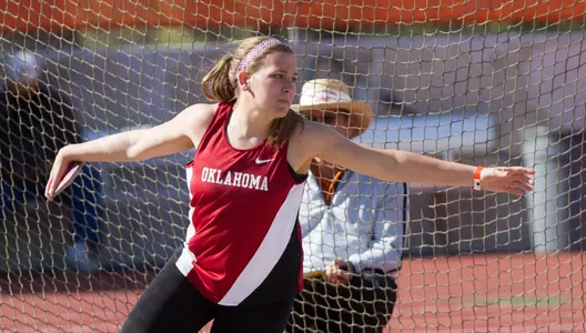 Foster Closes Texas Relays for Sooners