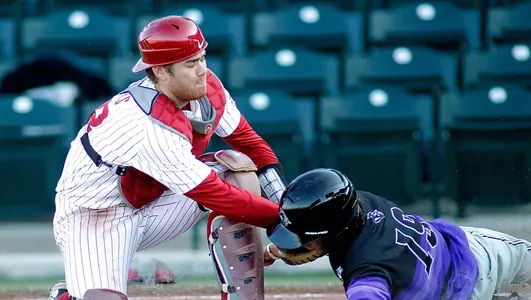 Three-Run Fourth Fuels Victory for OU