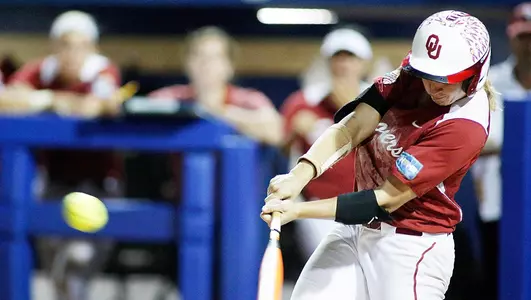 Oklahoma Falls in WCWS Opener, 6-2