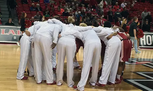 Balanced Offensive Attack Wrecks Tech