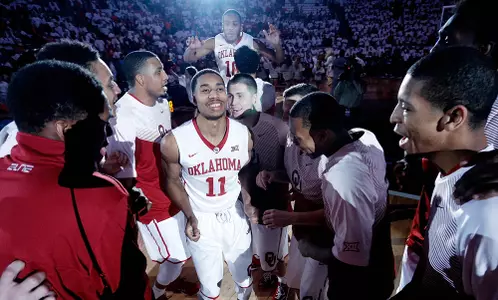 Sooners Set for Iowa State on Big Monday