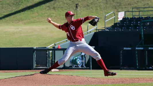 Fall World Series Even at One Game Apiece