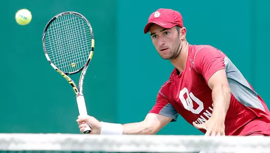 Ghilea on to Semifinals at ITA Regionals