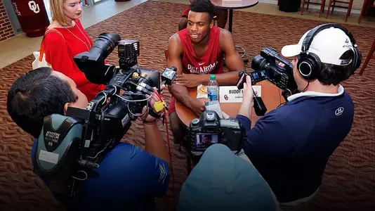 MEN'S HOOPS HOLDS ANNUAL MEDIA DAY
