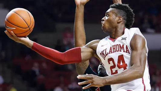 Sooners Roll to 33-Point Victory