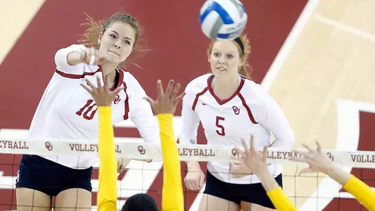 Sooners Rolls to Fourth Straight Sweep