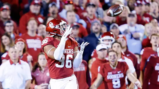 Big Plays Send Sooners Past Cyclones