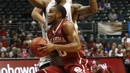 Second Half Surge Lifts OU in Hawaii