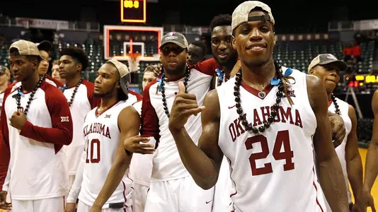Hield Named Big 12 POW Following Hawaii Outburst